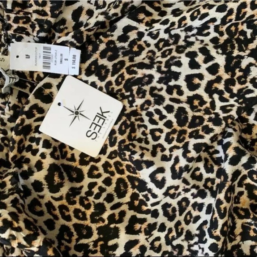 NWT LF SEEK The Label Cheetah Print Blouse - Picture 2 of 5